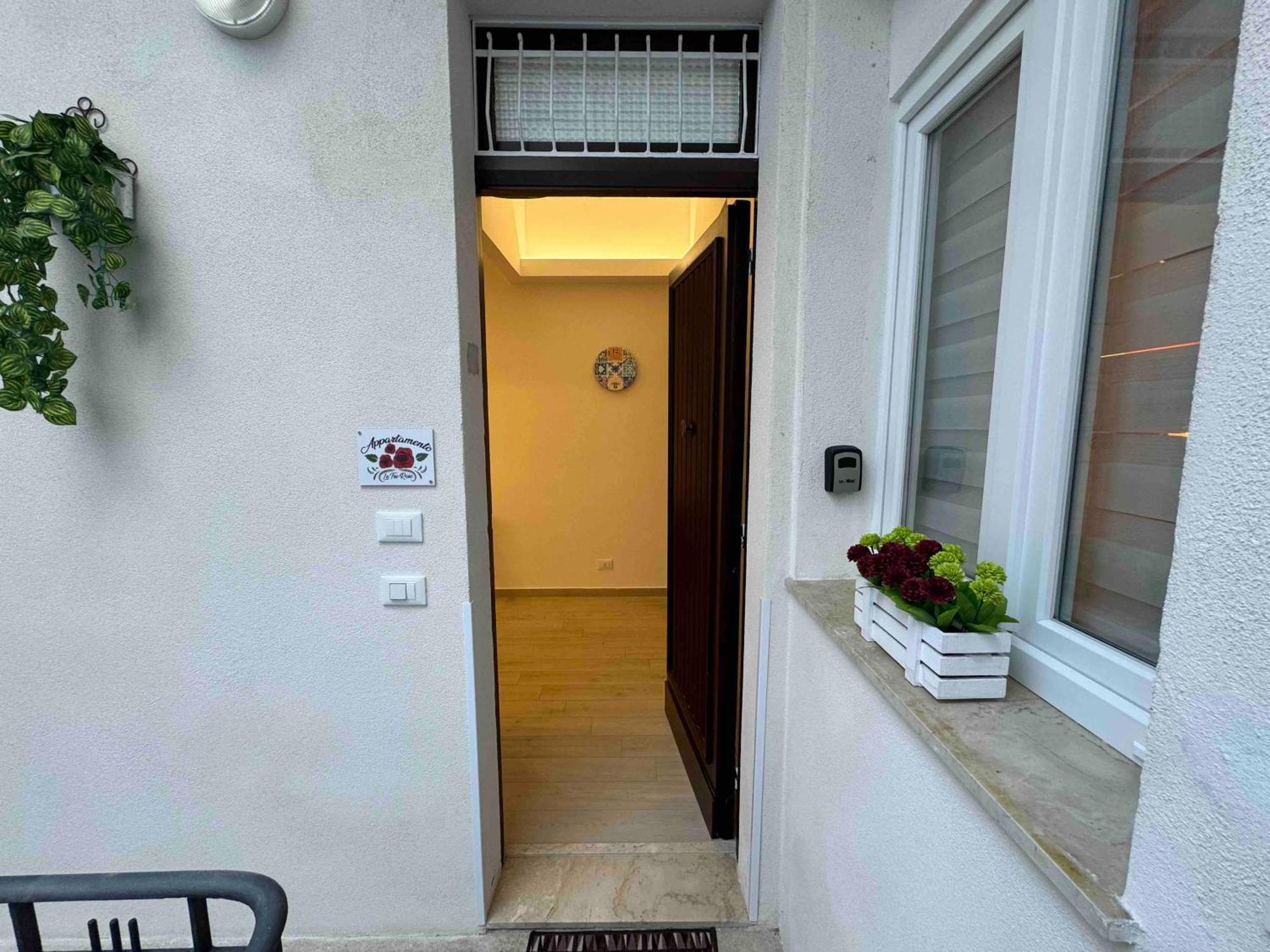Appartamento Le Tre Rose Trapani Bagian luar foto